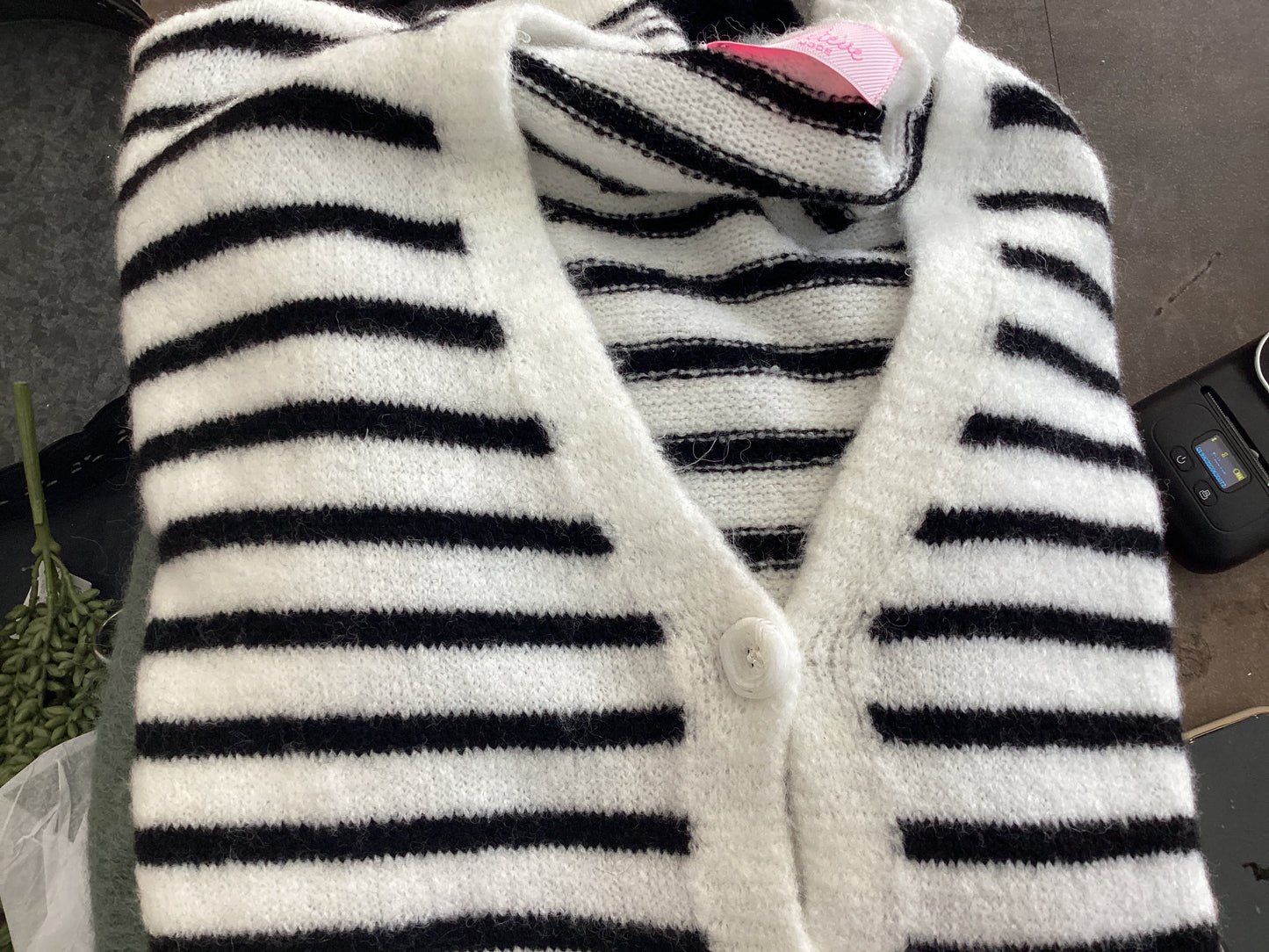 Strickjacke gestreift
