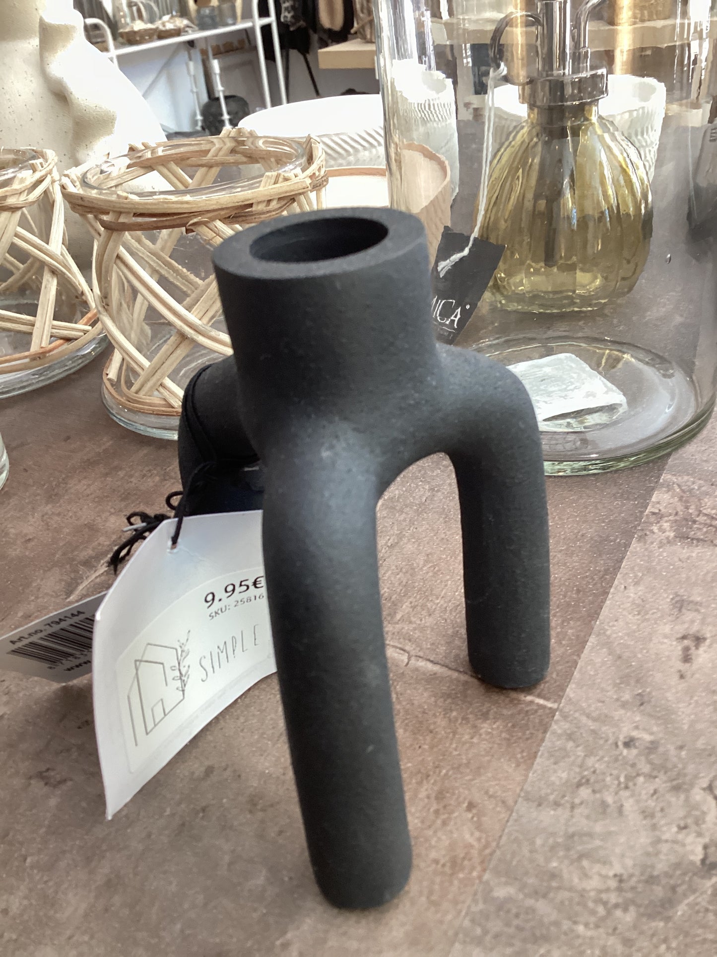 Kerzenhalter schwarz