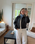 Tuch mit Muster hellblau