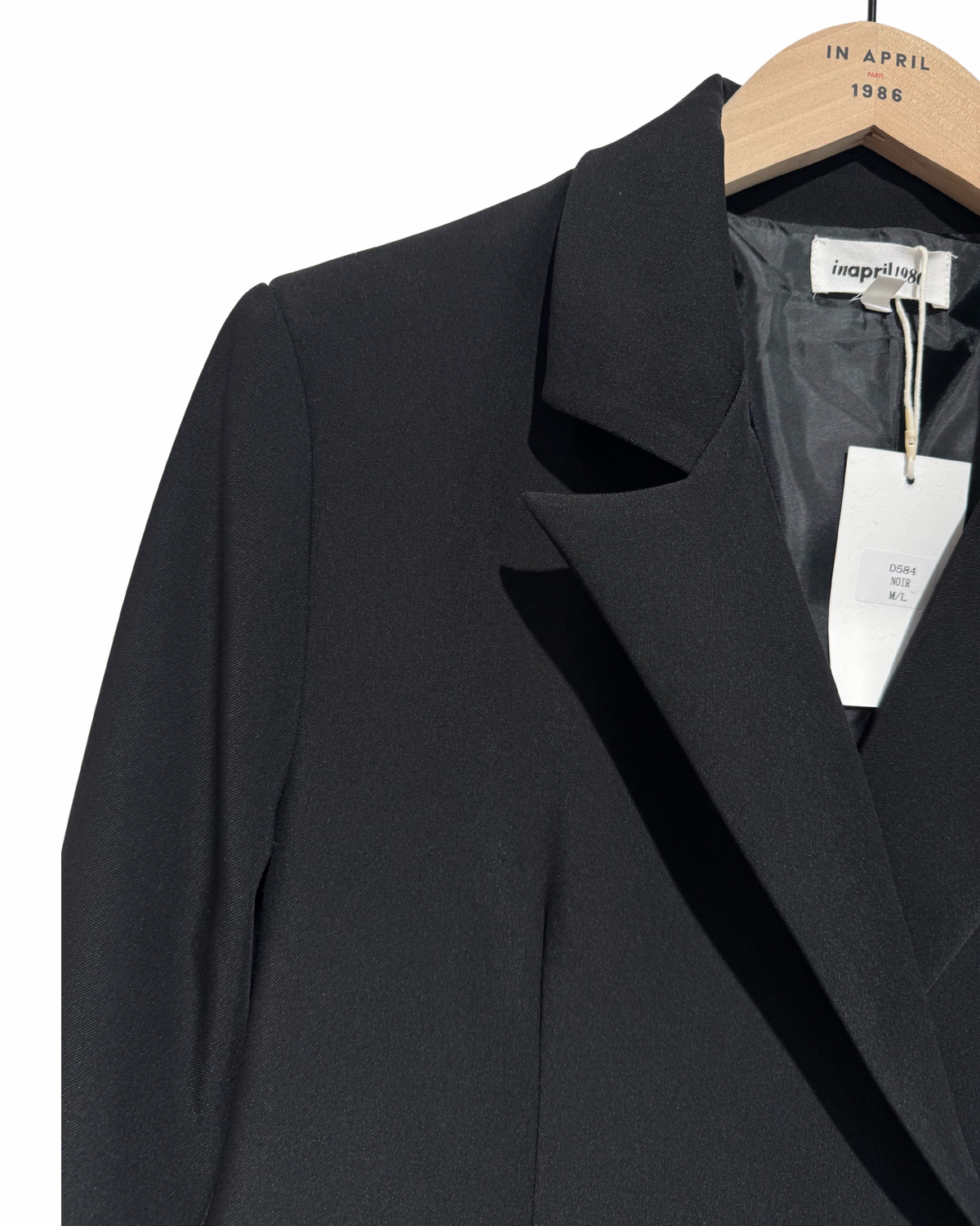 Schwarzer Blazer zum binden