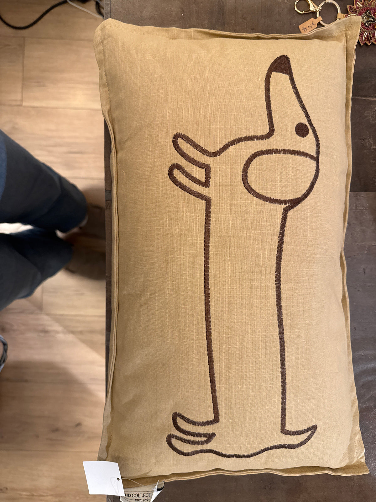 Kissen Mit Stickmotiv Dackel